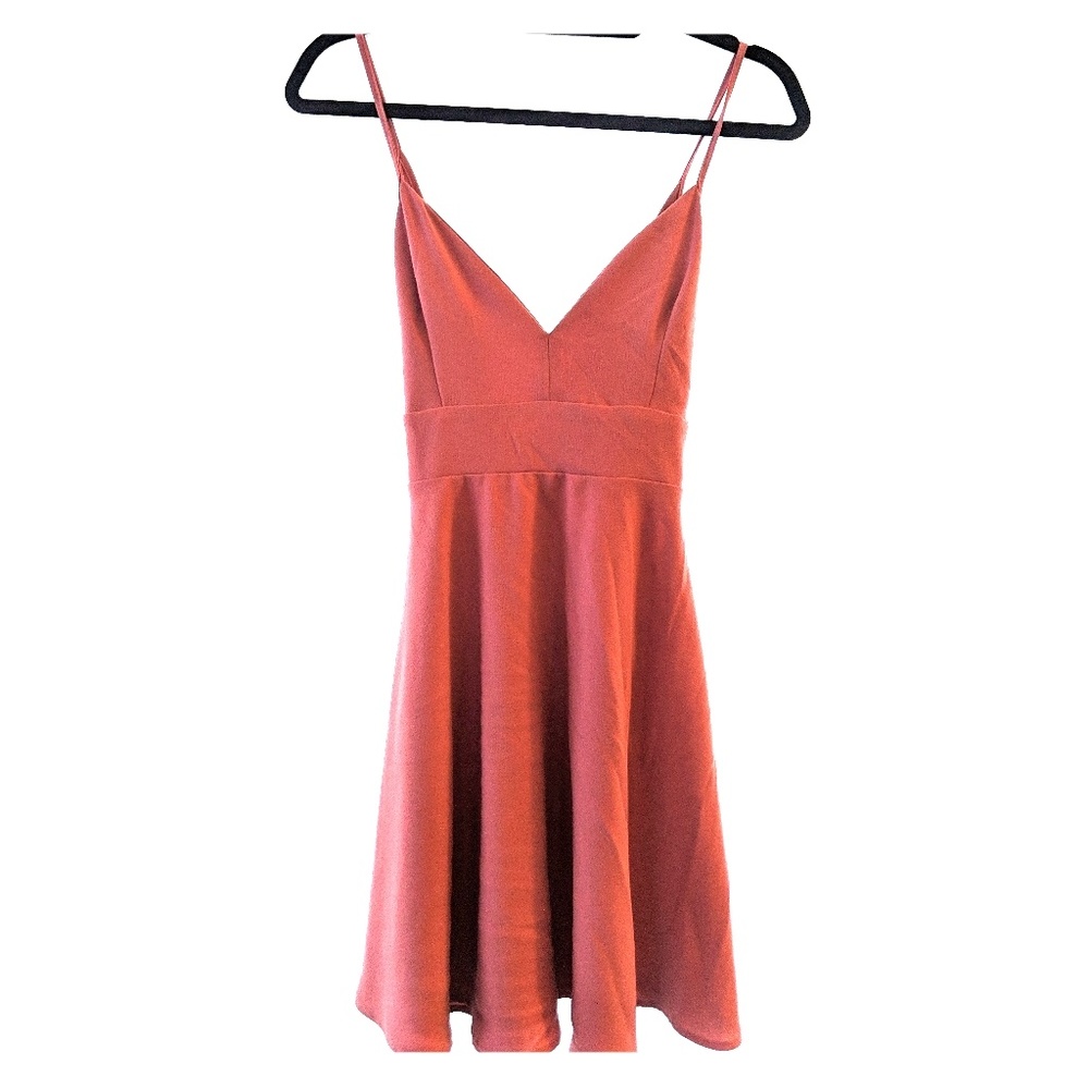 Windsor rose colored dress